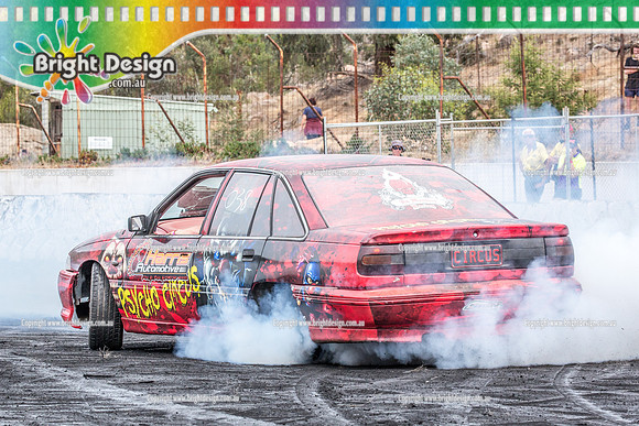 Street Machine Supernats 24 @ Stawell Motor Sports Club 8 Dec 2018  (1012)  PSYCHO CIRCUS BURNOUT