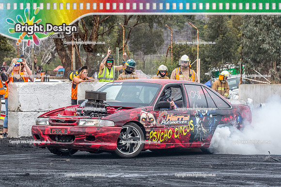 Street Machine Supernats 24 @ Stawell Motor Sports Club 8 Dec 2018  (1015)  PSYCHO CIRCUS BURNOUT