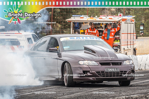 Street Machine Supernats 24 @ Stawell Motor Sports Club 8 Dec 2018  (1060)  SMKNLS  BURNOUT