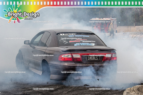 Street Machine Supernats 24 @ Stawell Motor Sports Club 8 Dec 2018  (1066)  SMKNLS  BURNOUT