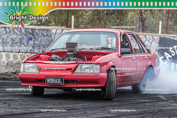 Street Machine Supernats 24 @ Stawell Motor Sports Club 8 Dec 2018  (1072)  NOBAIL BURNOUT