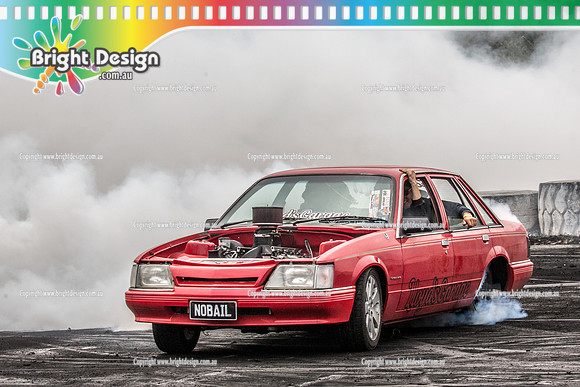 Street Machine Supernats 24 @ Stawell Motor Sports Club 8 Dec 2018  (1079)  NOBAIL BURNOUT