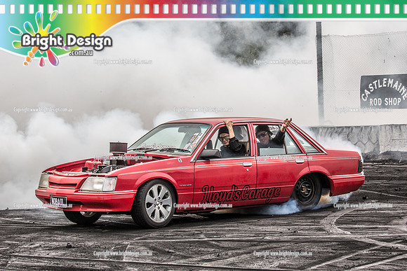 Street Machine Supernats 24 @ Stawell Motor Sports Club 8 Dec 2018  (1080)  NOBAIL BURNOUT