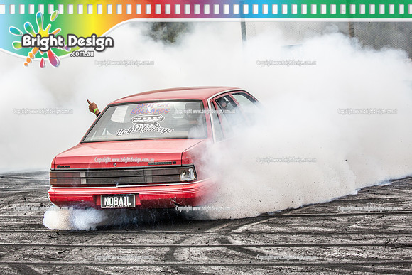 Street Machine Supernats 24 @ Stawell Motor Sports Club 8 Dec 2018  (1082)  NOBAIL BURNOUT