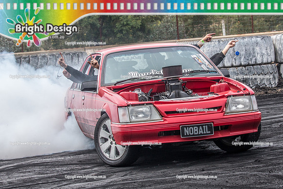 Street Machine Supernats 24 @ Stawell Motor Sports Club 8 Dec 2018  (1084)  NOBAIL BURNOUT