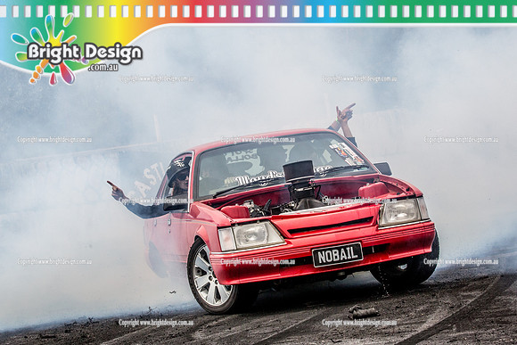 Street Machine Supernats 24 @ Stawell Motor Sports Club 8 Dec 2018  (1105)  NOBAIL BURNOUT