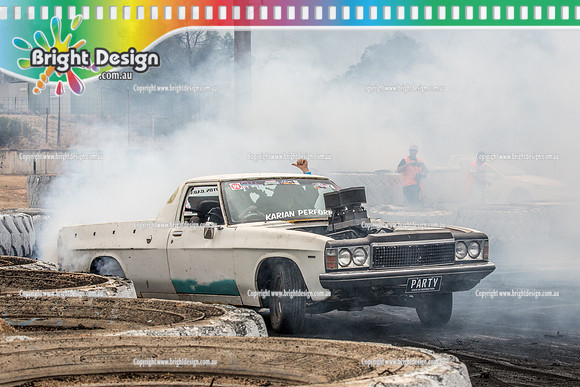 Street Machine Supernats 24 @ Stawell Motor Sports Club 8 Dec 2018  (1121)  PARTY BURNOUT