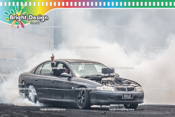 Street Machine Supernats 24 @ Stawell Motor Sports Club 8 Dec 2018  (1166)  VILE BURNOUT