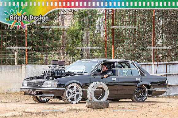 Street Machine Supernats 24 @ Stawell Motor Sports Club 8 Dec 2018  (1176)  383SLE BURNOUT CAR