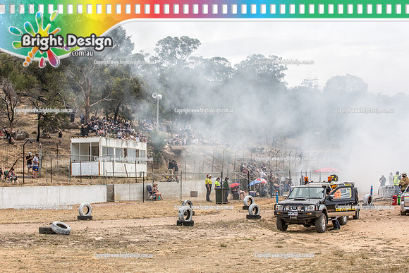 Street Machine Supernats 24 @ Stawell Motor Sports Club 8 Dec 2018  (1179)  CROWDS