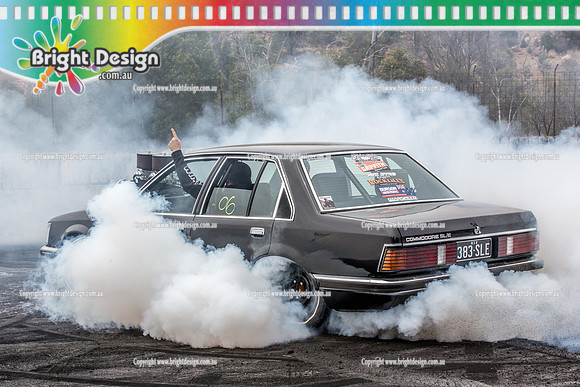 Street Machine Supernats 24 @ Stawell Motor Sports Club 8 Dec 2018  (1204)  383SLE BURNOUT
