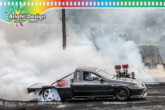 Street Machine Supernats 24 @ Stawell Motor Sports Club 8 Dec 2018  (1254)  ONGROG BURNOUT