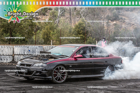 Street Machine Supernats 24 @ Stawell Motor Sports Club 8 Dec 2018  (1263)  DAMAGE BURNOUT