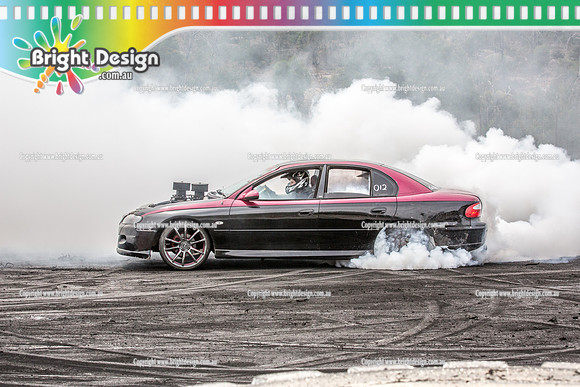 Street Machine Supernats 24 @ Stawell Motor Sports Club 8 Dec 2018  (1267)  DAMAGE BURNOUT
