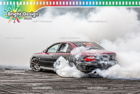 Street Machine Supernats 24 @ Stawell Motor Sports Club 8 Dec 2018  (1270)  DAMAGE BURNOUT