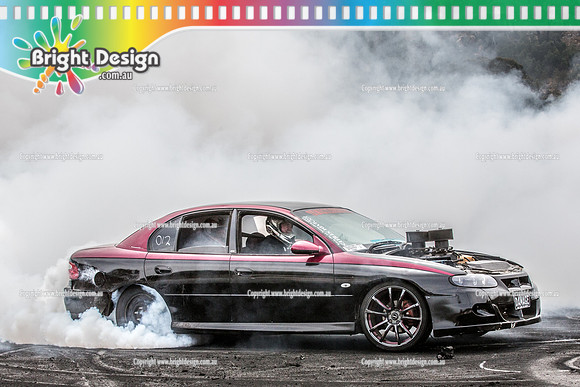 Street Machine Supernats 24 @ Stawell Motor Sports Club 8 Dec 2018  (1278)  DAMAGE BURNOUT