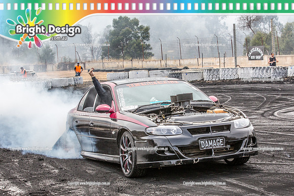 Street Machine Supernats 24 @ Stawell Motor Sports Club 8 Dec 2018  (1285)  DAMAGE BURNOUT