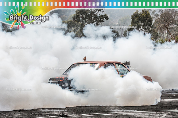 Street Machine Supernats 24 @ Stawell Motor Sports Club 8 Dec 2018  (1301)  GEMSKID BURNOUT