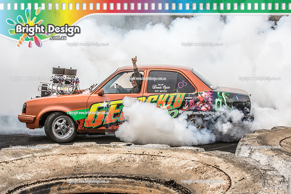 Street Machine Supernats 24 @ Stawell Motor Sports Club 8 Dec 2018  (1303)  GEMSKID BURNOUT