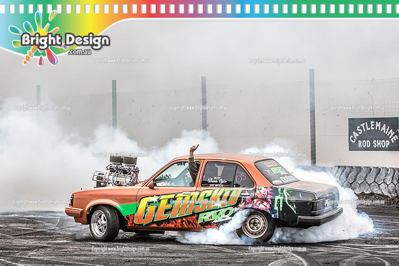 Street Machine Supernats 24 @ Stawell Motor Sports Club 8 Dec 2018  (1306)  GEMSKID BURNOUT