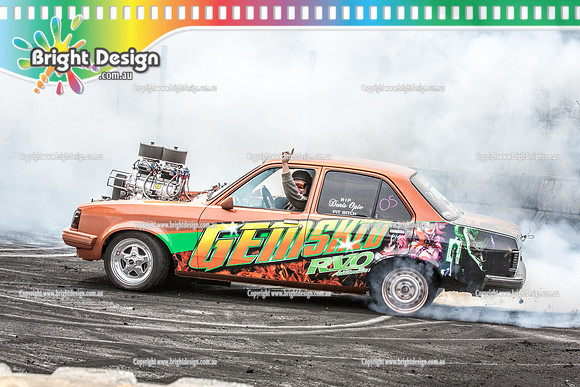 Street Machine Supernats 24 @ Stawell Motor Sports Club 8 Dec 2018  (1316)  GEMSKID BURNOUT