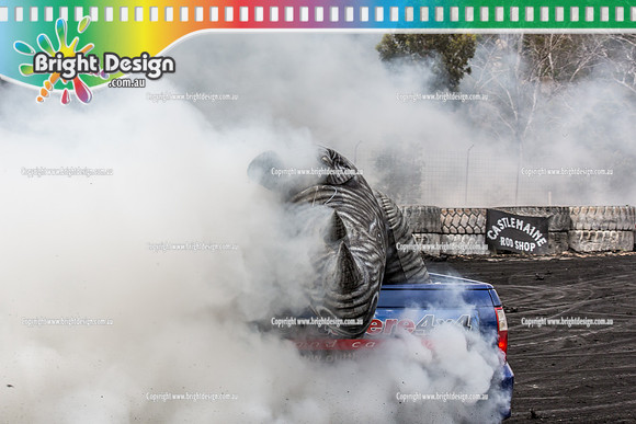 Street Machine Supernats 24 @ Stawell Motor Sports Club 8 Dec 2018  (1332)  4PLAY BURNOUT