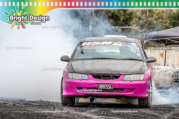 Street Machine Supernats 24 @ Stawell Motor Sports Club 8 Dec 2018  (1437)  BRITZA BURNOUT