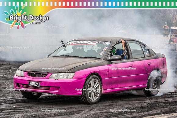 Street Machine Supernats 24 @ Stawell Motor Sports Club 8 Dec 2018  (1452)  BRITZA BURNOUT