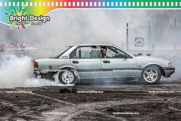 Street Machine Supernats 24 @ Stawell Motor Sports Club 8 Dec 2018  (1477)  SLOXR6 BURNOUT