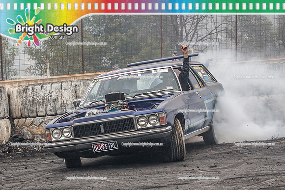 Street Machine Supernats 24 @ Stawell Motor Sports Club 8 Dec 2018  (1544)  BLUEFIRE  BURNOUT  SWAY