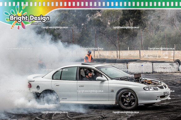 Street Machine Supernats 24 @ Stawell Motor Sports Club 8 Dec 2018  (1571)  FELONY BURNOUT