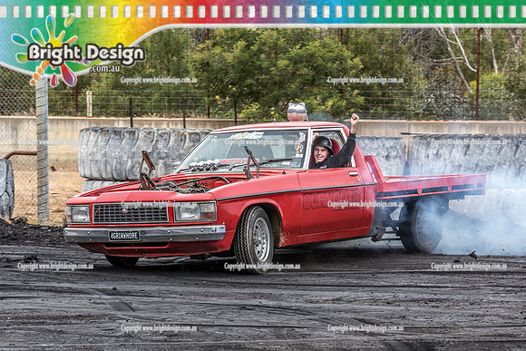Street Machine Supernats 24 @ Stawell Motor Sports Club 8 Dec 2018  (1586)  4GRIMWHORE BURNOUT