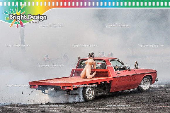 Street Machine Supernats 24 @ Stawell Motor Sports Club 8 Dec 2018  (1605)  4GRIMWHORE BURNOUT