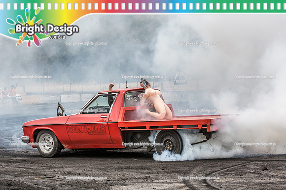 Street Machine Supernats 24 @ Stawell Motor Sports Club 8 Dec 2018  (1606)  4GRIMWHORE BURNOUT