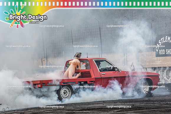 Street Machine Supernats 24 @ Stawell Motor Sports Club 8 Dec 2018  (1616)  4GRIMWHORE BURNOUT
