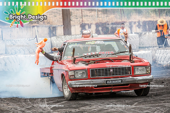 Street Machine Supernats 24 @ Stawell Motor Sports Club 8 Dec 2018  (1623)  4GRIMWHORE BURNOUT