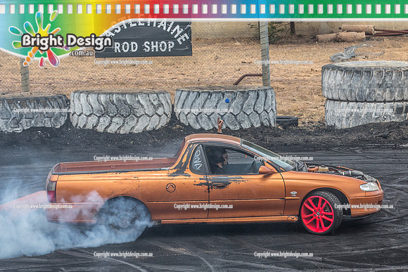 Street Machine Supernats 24 @ Stawell Motor Sports Club 8 Dec 2018  (1750)  TRNITUP BURNOUT