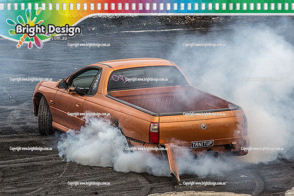 Street Machine Supernats 24 @ Stawell Motor Sports Club 8 Dec 2018  (1753)  TRNITUP BURNOUT
