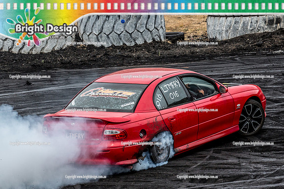 Street Machine Supernats 24 @ Stawell Motor Sports Club 8 Dec 2018  (1770)  LTMFRY BURNOUT