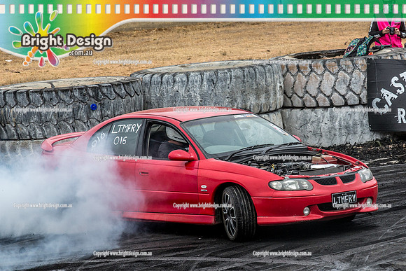 Street Machine Supernats 24 @ Stawell Motor Sports Club 8 Dec 2018  (1772)  LTMFRY BURNOUT