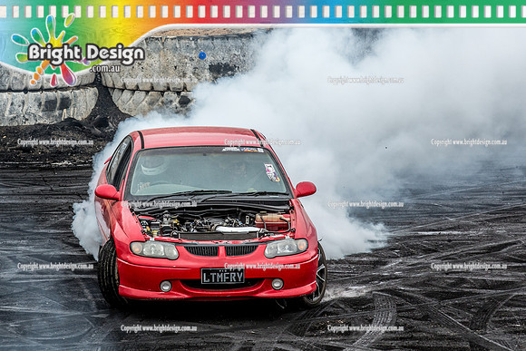 Street Machine Supernats 24 @ Stawell Motor Sports Club 8 Dec 2018  (1778)  LTMFRY BURNOUT