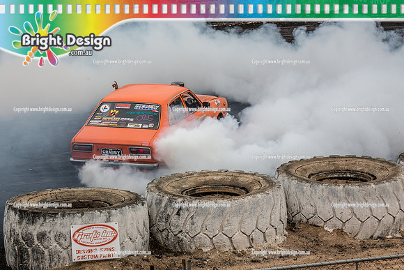 Street Machine Supernats 24 @ Stawell Motor Sports Club 8 Dec 2018  (1797)  CRABBY BURNOUT