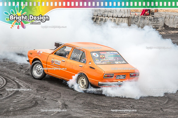 Street Machine Supernats 24 @ Stawell Motor Sports Club 8 Dec 2018  (1807)  CRABBY  BURNOUT