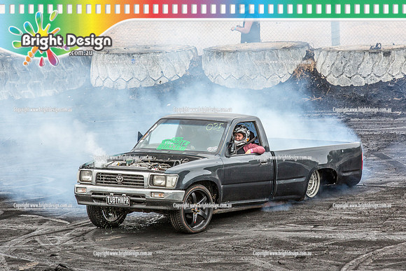 Street Machine Supernats 24 @ Stawell Motor Sports Club 8 Dec 2018  (1824)  TUBTHMPR BURNOUT