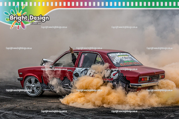Street Machine Supernats 24 @ Stawell Motor Sports Club 8 Dec 2018  (1877)  TYRFRYYR BURNOUT