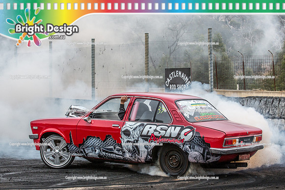 Street Machine Supernats 24 @ Stawell Motor Sports Club 8 Dec 2018  (1885)  TYRFRYR BURNOUT