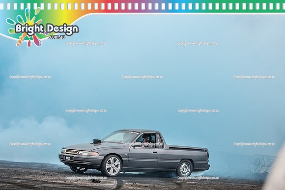 Street Machine Supernats 24 @ Stawell Motor Sports Club 8 Dec 2018  (1942)  KAOS BURNOUT