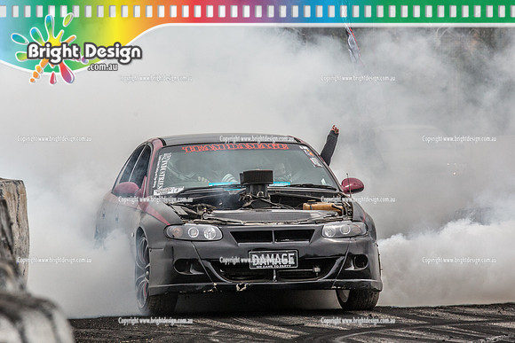 Street Machine Supernats 24 @ Stawell Motor Sports Club 8 Dec 2018  (2078)  DAMAGE BURNOUT