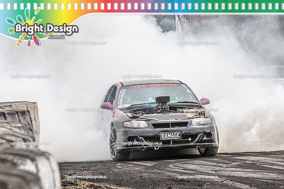 Street Machine Supernats 24 @ Stawell Motor Sports Club 8 Dec 2018  (2079)  DAMAGE BURNOUT