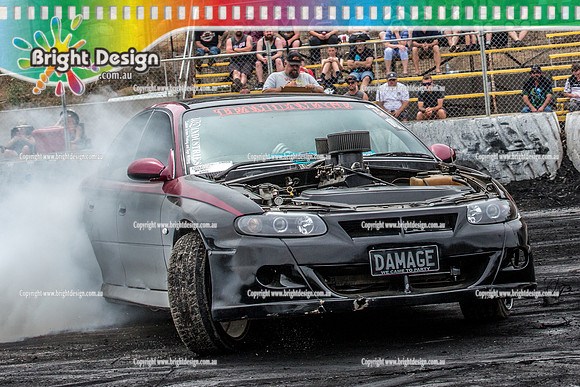 Street Machine Supernats 24 @ Stawell Motor Sports Club 8 Dec 2018  (2087)  DAMAGE BURNOUT